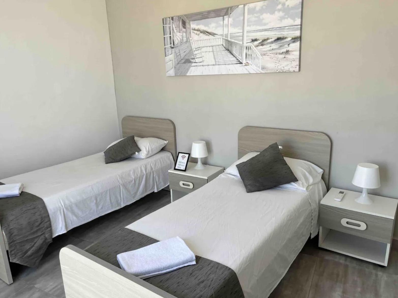 F12 Room 1, Private Room Two Single Beds Shared Bathroom In Shared Flat Msida Dış mekan fotoğraf